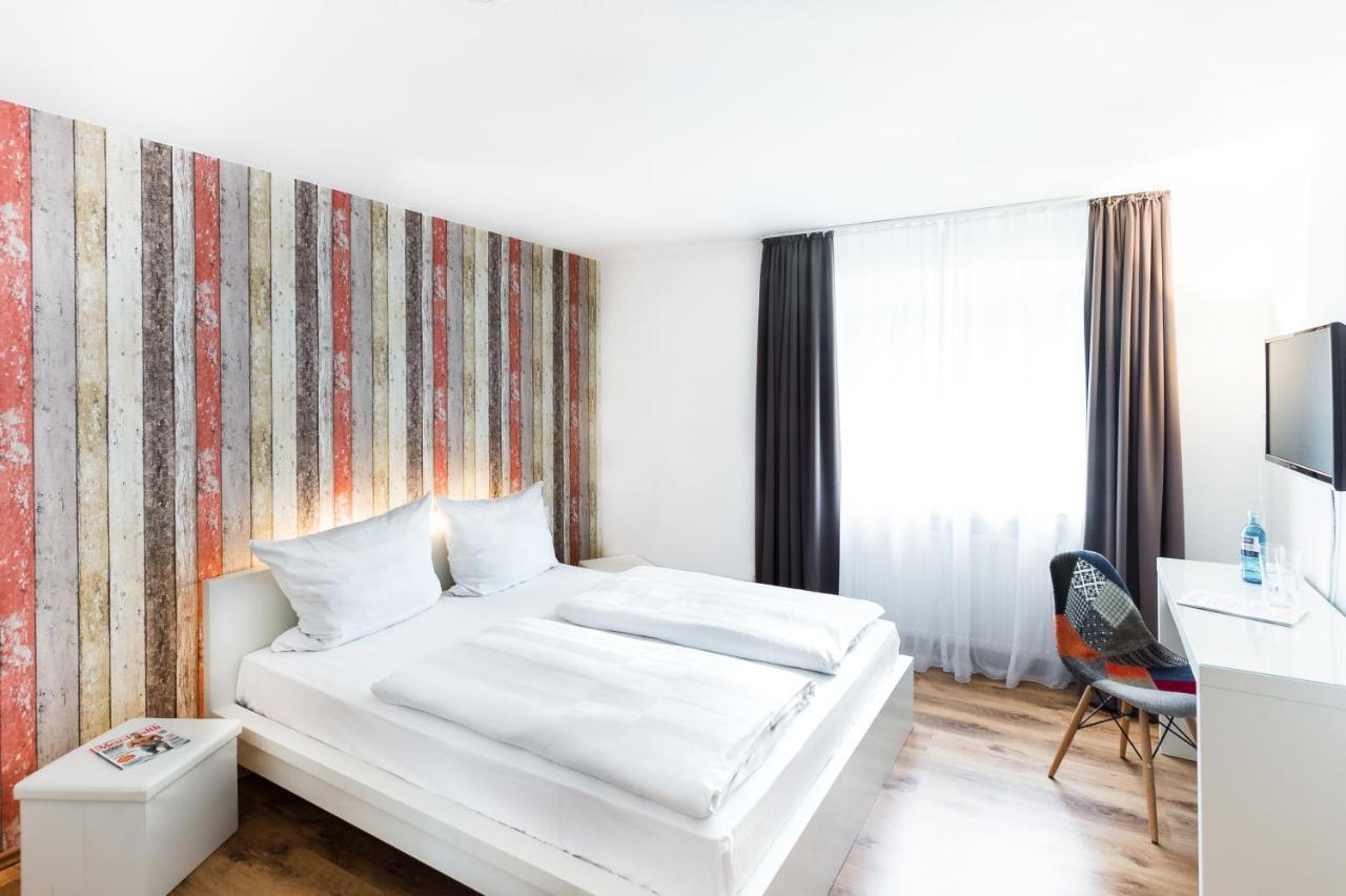 Haus Am Park - Ihr Gaestehaus In Velbert Chambre photo